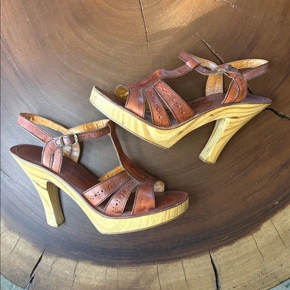 Vintage 70’s Woodworks by Thom McAn Leather Sandals Brazil Boho Disco Sz 8.5 - Picture 1 of 11